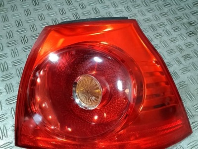 LAMPA TYLNA PRAWA VW GOLF V 1K6945096E HATCHBACK