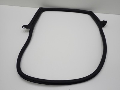 Прокладка дверь левый задняя sedan porsche taycan 21r фото №1