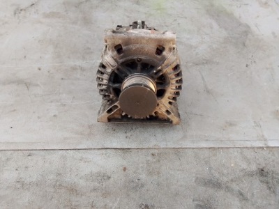 Генератор mercedes w245 b klasa 2.0 cdi фото №1