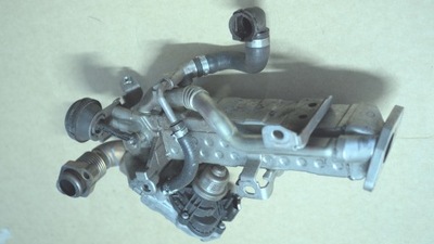 Радиатор выхлопных газов клапан egr bmw f20 f21 8574794 фото №1