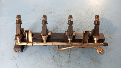 Молдинг впрыскная opel meriva 1.6b 03r фото №1