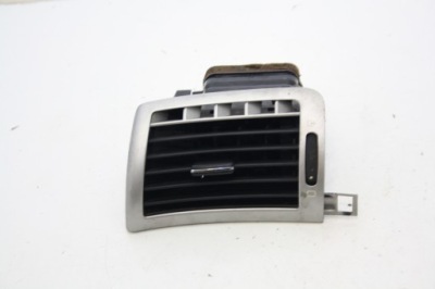 Решётка выход обдув левый перед peugeot 407 9644589577 фото №1