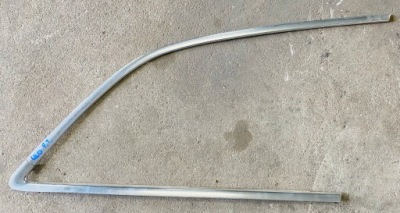 Audi q7 4l молдинг стекло кузовной хром правая фото №1