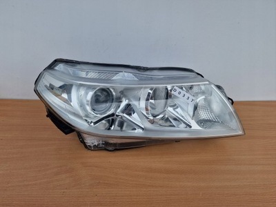 SUZUKI VITARA 3 III PRAWA LAMPA PRPZÓD REFLEKTOR