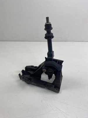 Toyota avensis основание домкрат переключения передач 112102400 фото №1