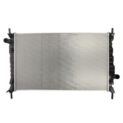 Nissens 69247 радіатор, система охолодження двигуна фото №1