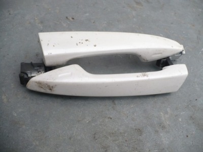 Ручка двері lexus is300h ліва перед 2 pin перед фото №1