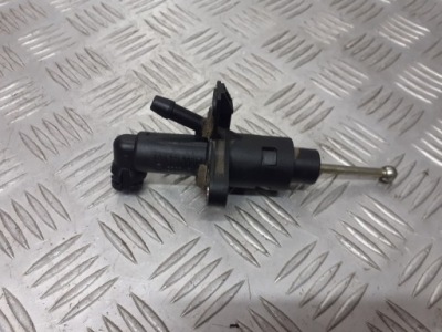 Помпа зчеплення seat ibiza iii 1.9 tdi фото №1