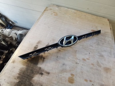 Hyundai i20 ii - решітка радіатора решітка радіатора бампера перед фото №1