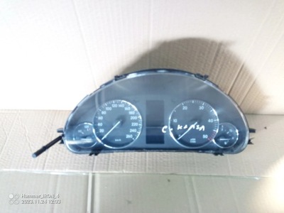 Mercedes w203 счетчик a2035409547 фото №1