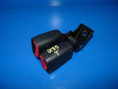 Hyundai ix35 защёлки ремней задняя задние клипса фото №1