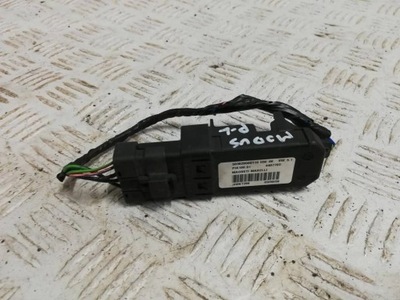 Renault modus модуль стекло перед левый фото №1