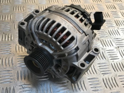 Генератор mercedes sl r230 оригинальный номер 2721540102 фото №1