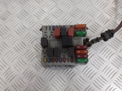 Коробка запобіжників alfa romeo 147 1.6 46558759 фото №1