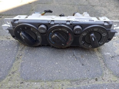 Панель кондиціонера 3m5t-19980-ad ford c-max 05r фото №1