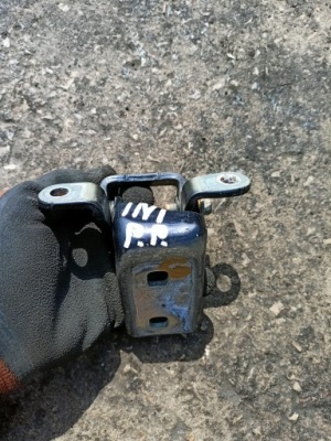 Петля двері opel insignia правий перед верхній z20r фото №1