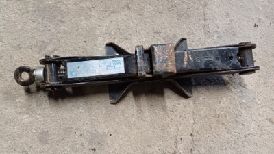 Mazda 3 bl 09-13 підйомник домкрат колеса фото №1