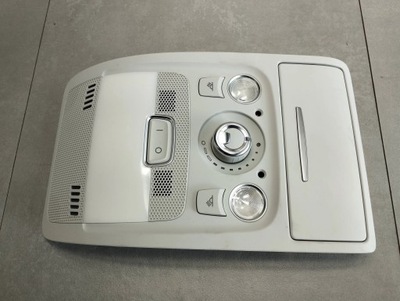 Audi a5 8t лампа салону 8t0947135bk фото №1