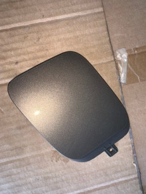 Заглушка бампера задня hak / hol audi a3 p8 кольори 8p4807441 фото №1