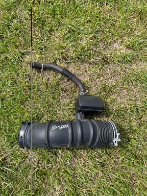 Lexus es 300h 2018- труба повітрозабірник повітря фото №1