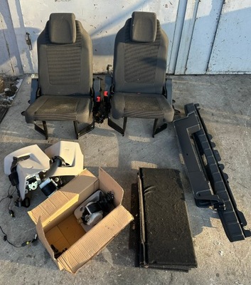 Сиденья задняя правый левый 3-rząd ремни peugeot 5008 i фото №1