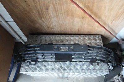 Решітка решітка радіатора бампера clio v 622541469r фото №1