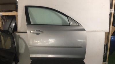 DURYS PZEDNIE DEŠINIOJI / MAZDA 3 BK 2003 - 2009 SEDAN - SPALVA 22V 