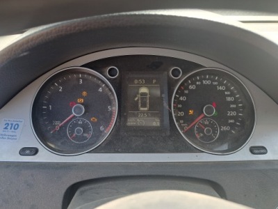 Счетчик приборы vw passat b6 eu автоматическая коробка передач 3c0920872b фото №1