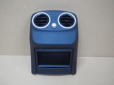 Заглушка защита туннель задняя решётки обдув mercedes w205 a2058308301 фото №1