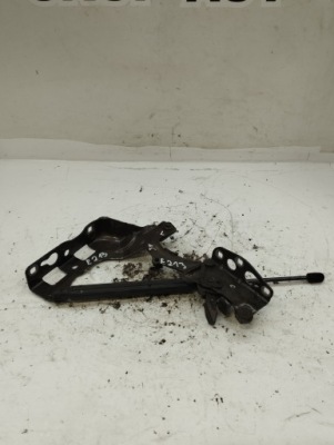 Mercedes w213 петля капот правый левый a2138800228 фото №1