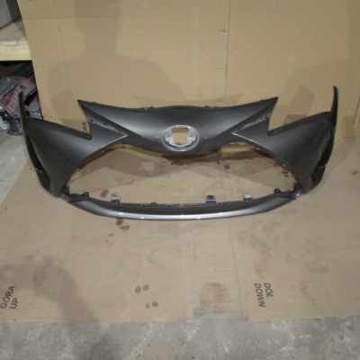 Toyota yaris iii lift 17 бампер перед 52119-0da40 фото №1