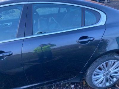 Двері задні ліва jaguar xf x250 lnl задня лівий фото №1