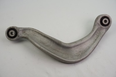 Рычаг задняя audi a6 allroad 8k0505323h фото №1