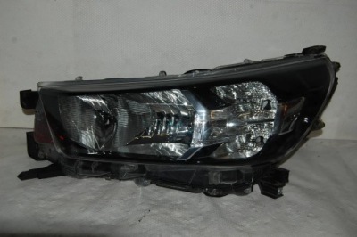 Toyota hilux viii lift лампа левая eu фото №1