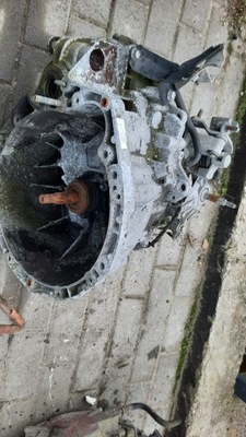 Primera p12 1.9dci коробка передач передач 8200210637 фото №1