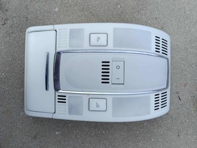 Audi a6 c6 освітлення салону лампа стельовий кабіни 4f0947135j фото №1