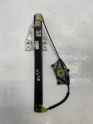 Audi q3 механізм скло правий задня 8u0839462 фото №1