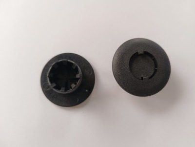 Кліпса кліпса верхньої захист двигуна volvo оригінальний номер 31375248 фото №1