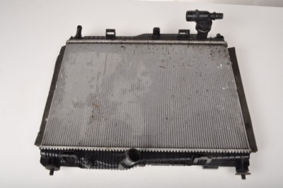 Ford fiesta mk8 1.0 радиатор воды gn11-8005-cd фото №1