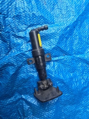 Vw passat b6 омыватель левый 3c0955103a фото №1