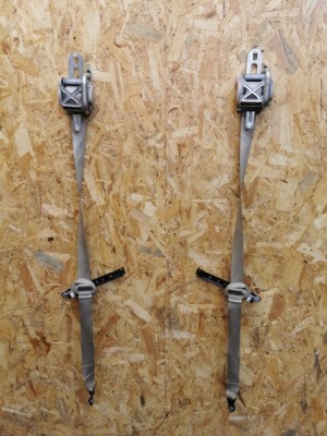 Jeep grand cherokee wk2 ремни безопасности перед светлый бежевые комплект фото №1