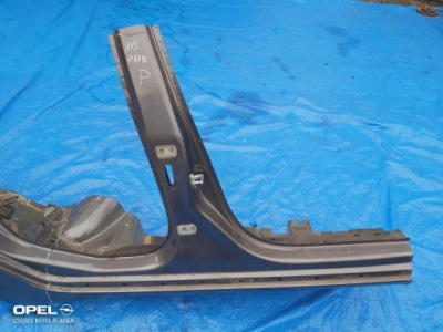Opel-części insignia a порог блок двигателя средний правый фото №1