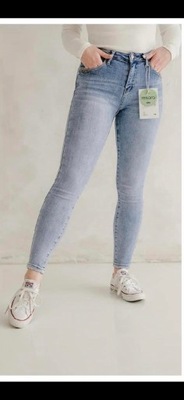 Spodnie jeansy jasne Plus Size r44/46