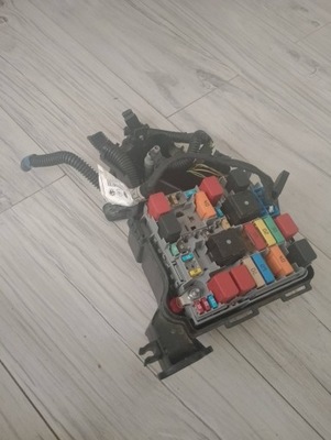 Коробка предохранителей alfa giulietta 51867697 фото №1