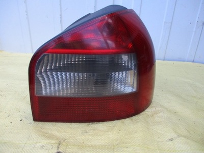 Audi a3 8l lift лампа задня права фото №1