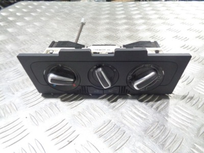 Vw polo 6r панель кондиціонера 6r0820045g фото №1