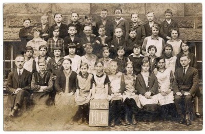 Mikołów 1928 niesustalona szkoła klasa VIII