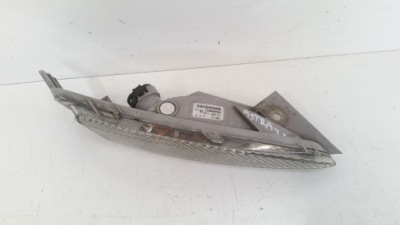 Поворотник правый 13367143 opel astra j фото №1