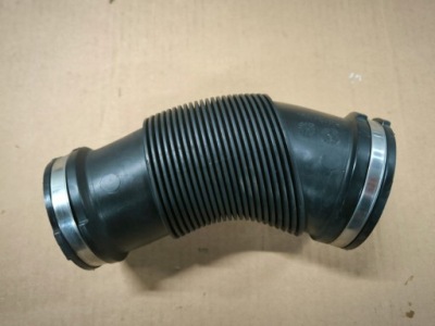 Audi q5 sq5 80a труба воздухозаборник воздуха 059129629d фото №1