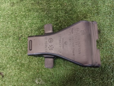 Впуск канал воздуха bmw f45 f46 9263409 фото №1